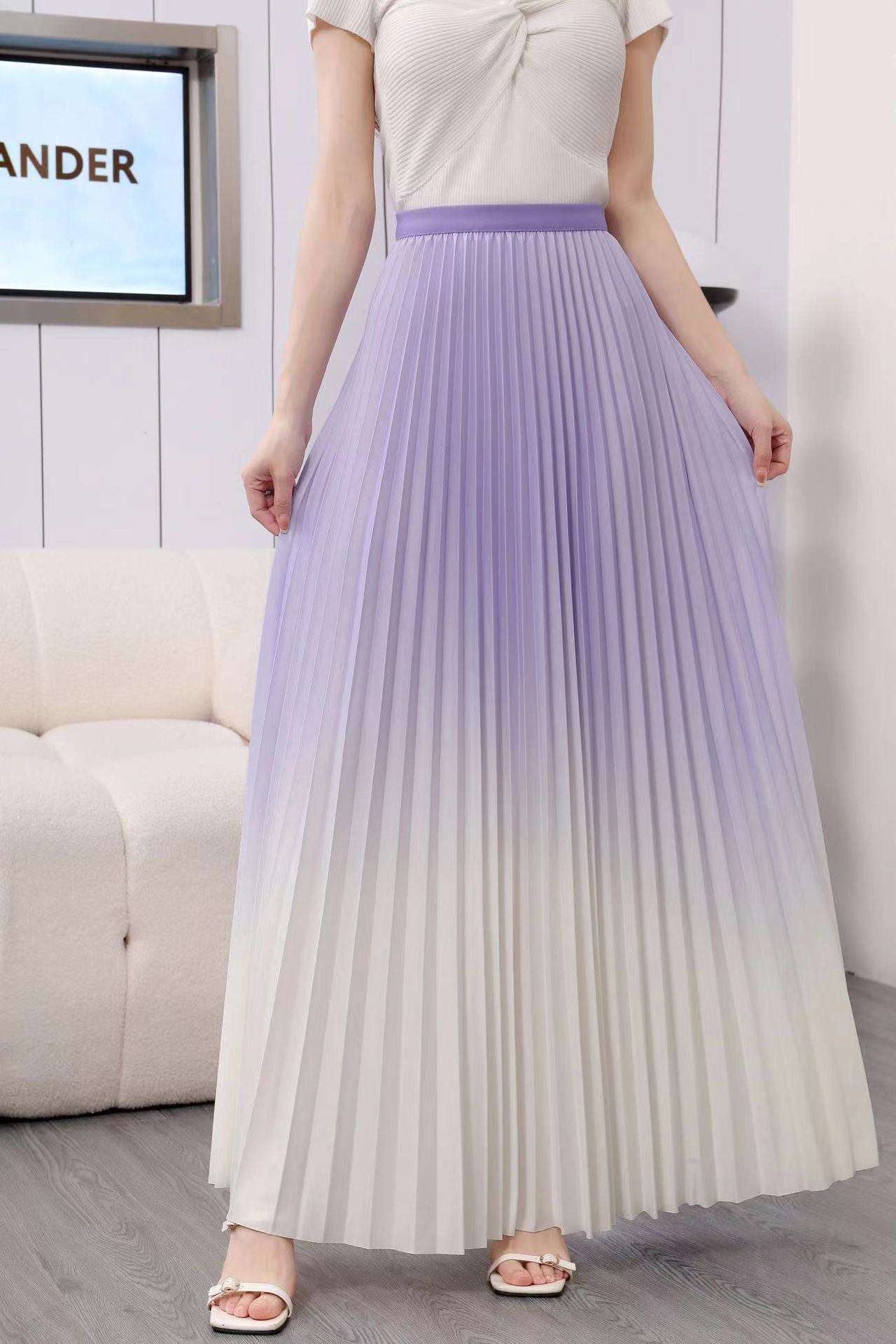 สีม่วงอ่อน