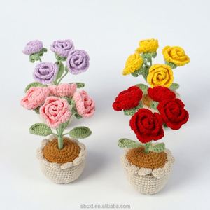 Maceta de Flores de Rosa Tejida a Crochet, 4 Cabezas, Lana Artificial, para Decoración del Tablero del Auto, para Graduación, Día del Padre, Pascua - Product Image 1