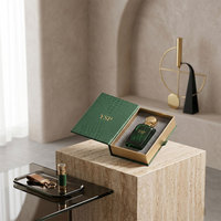 Boîte cadeau magnétique de luxe personnalisée avec texture peau de serpent et insert en velours pour emballage de parfum haut de gamme