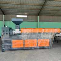 Nouveau broyeur de plastique pour le traitement des déchets plastiques LDPE/HDPE/LLDPE, caisses et palettes en plastique PP/PE, production de 100-600 kg/h avec moteur