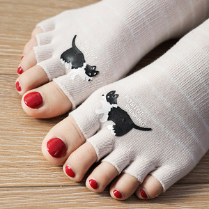 <span class=keywords><strong>Chaussettes</strong></span> pour femmes à cinq doigts, à bout ouvert, rayées, motif <span class=keywords><strong>chat</strong></span> mignon - Product Image 1
