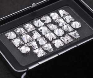 Diamantes CVD con Corte Único en Forma de Alfabeto Cultivados en Laboratorio, Certificados por IGI para Anillos de Compromiso y Boda - Product Image 2