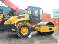Compacteur de sol à tambour unique de 14 tonnes XS143J à vendre