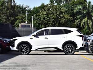 JAC X8 PLUS 1.5T Turbo 184HP 7 places SUV d'occasion 2024, toit ouvrant panoramique, conduite à gauche, intérieur foncé, sièges en cuir, pneus R19 - Product Image 5