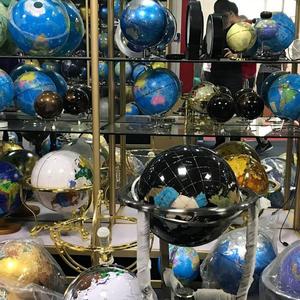 23 centimetri Nero oro globo con le luci - Product Image 6