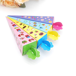 24 Scatole a Forma di Cono per Feste, 4 Design, Scatole per Dolcetti di Compleanno con Coperchi, Scatole Colorate in Carta per Caramelle e Regali, Mini Coni per Scuola - Product Image 5