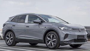 Usato <span class=keywords><strong>VOLKSWAGEN</strong></span> ID.4 crzz puro + EV pronto per la spedizione