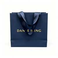 Sacs cadeaux en papier bleu marine personnalisés avec poignée en ruban et logo pour vêtements, accessoires vestimentaires, autres chaussures, sous-vêtements, emballage