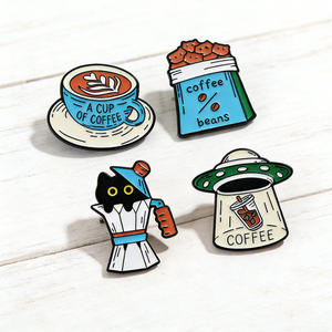 Pins de solapa personalizados de metal para sombreros, insignias, broches, pins de esmalte duro y blando, accesorios de vestimenta del fabricante - Product Image 1
