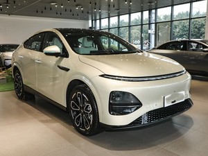 Xpeng G6 725 Extra Long Range Max Flagship Edition SUV intermédiaire 100% électrique, autonomie de 725 km, système HUD AR, système de parfum, batterie de 87 kWh - Product Image 1