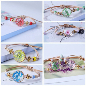 セラミックビーズで編まれた手作りのロープノット天然ドライフラワーガラスボールチャームブレスレット - Product Image 2