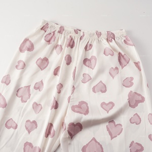Vêtements de nuit en coton et élasthanne à imprimé cœur pour femmes, ensemble de pyjama à manches longues boutonnées, tissus respirants tissés - Product Image 5