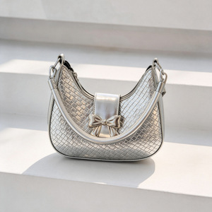 2026 <b>Summer</b> New Trendy Korean Style Crossbody <b>Bag</b>/Shoulder <b>Bag</b> with Sweet and Fresh Bow Handbag - Product Image 3