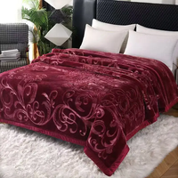 Direkt vom Hersteller 100% Polyester Doppel-Queen-Size Raschel-Decke Amerikanische Wolken-Flanell Coral-Fleece Nerzdecke 8kg Tragbare Winter-Bettdecke