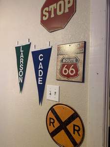 لافتة تقاطع السكك الحديدية، مصنوعة من الألومنيوم المعدني مقاس 12 بوصة، مقاومة للماء والصدأ، توفر خدمات مخصصة، عاكسة للضوء، دائرية الشكل - Product Image 6