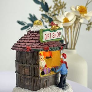 Ornement de table en résine LED de haute qualité, fait main, petite cabane de Noël lumineuse, boule de Noël colorée, style adorable - Product Image 1