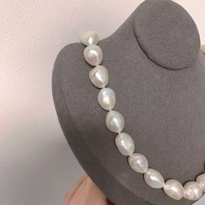 Joyería de diseño de lujo, collar barroco grande blanco natural de agua dulce, 11-13cm, venta al por mayor - Product Image 6