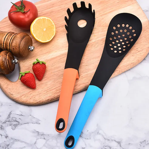 Ensemble d'ustensiles de cuisine avec support - Product Image 4