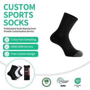 Chaussettes de sport décontractées d'automne <span class=keywords><strong>100</strong></span>% <span class=keywords><strong>coton</strong></span> respirantes légères mi-mollet couleur unie chaussettes en <span class=keywords><strong>coton</strong></span> logo personnalisable - Product Image 1