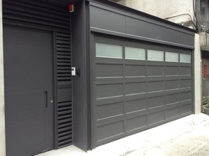 <span class=keywords><strong>Prix</strong></span> d'usine Sectionnel isolé sans cadre en <span class=keywords><strong>aluminium</strong></span> Verre miroir <span class=keywords><strong>Garage</strong></span> Maison résidentielle <span class=keywords><strong>Garage</strong></span> intérieur <span class=keywords><strong>Porte</strong></span> vitrée basculante - Product Image 5