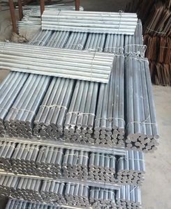 Barras Redondas De Acero Galvanizado De Q235 20 #10 # 16Mn ASTM A36 De 7mm 10mm 12mm De Zinc Galvanizado Por Inmer sion En <span class=keywords><strong>Calor</strong></span> - Product Image 5