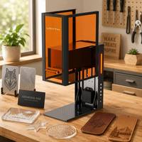 Machine de marquage permanent sur métal 30W pour étiquettes en aluminium, acier inoxydable, codes QR et traçabilité industrielle pour usage en atelier