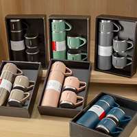 Vente en gros usine : Coffret cadeau de bouteilles d'eau isothermes 500 ml en acier inoxydable, pour boissons chaudes et froides, avec gobelet et thermos à thé sous vide