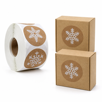 Autocollants en papier personnalisés autocollants adhésifs flocon de neige d'hiver rouleau d'étiquettes kraft pour boîte cadeau scellage impression sur mesure Noël