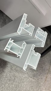 Profil <span class=keywords><strong>PVC</strong></span> Upvc direct d'usine Profils en plastique bon marché pour portes et fenêtres en provenance <span class=keywords><strong>de</strong></span> Chine - Product Image 4