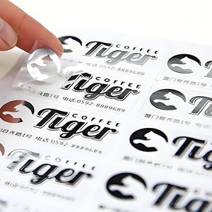 Etichette Adesive in PVC di Alta Qualità Personalizzate con Logo Privato, Impermeabili, in Rotolo per Prodotti Alimentari e Quotidiani - Product Image 4