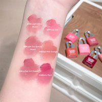 GEGE BEAR Gloss à Lèvres de Luxe Fixation Intense – Sublimez Votre Beauté avec un Design Verrouillé, Imperméable et Non Collant