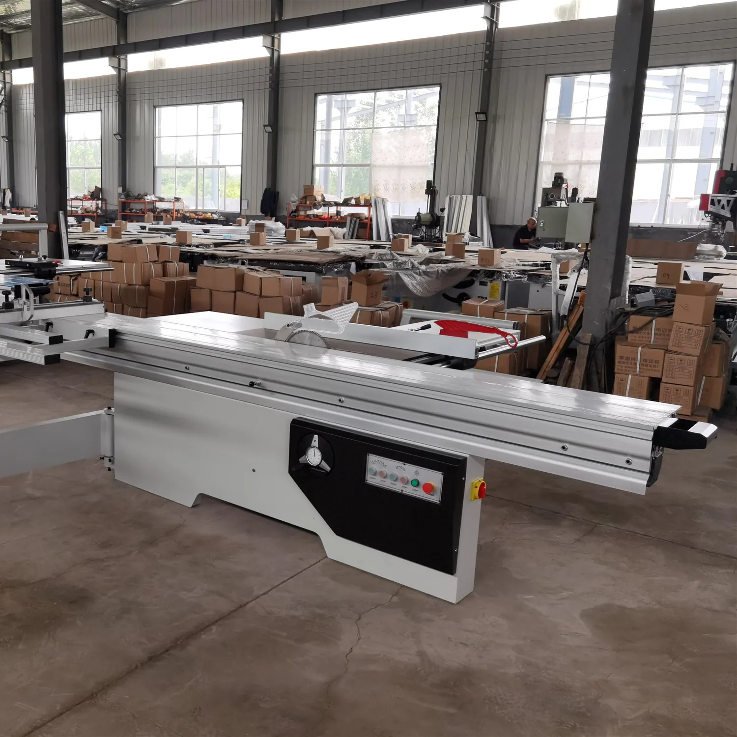 Sliding Table Saw Machine Woodworking Automatic Sliding Table Panel Saw for PVC wood