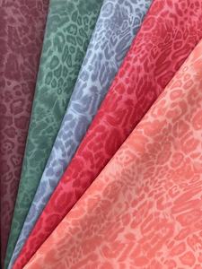 स्टॉक लॉट 0.9 मिमी चमकदार तेंदुए प्रिंट सोफे कार सीट कुशन जूते कपड़े के लिए कृत्रिम पु चमड़े - Product Image 6