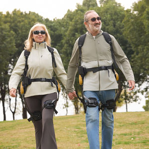 หุ่นยนต์โครงกระดูกภายนอก AI Khaki แบบพับได้ ผลิตจากคาร์บอนไฟเบอร์+ABS น้ำหนักเบา พร้อมการปรับได้หกระดับ สำหรับผู้สูงอายุและแรงงาน - Product Image 5