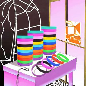 Fabrication en usine, vente en gros de bracelets en silicone vierges, personnalisables avec des mots, logo publicitaire promotionnel, informations - Product Image 3