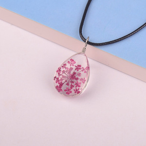 Ladies New Trendy Daisy Flower Necklace Femmes Divers Handmade Natural Dry Flower Glass Ball Necklace Girlfriends Mom Gifts - Product Image 6