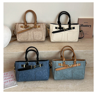 Sac fourre-tout en jean délavé personnalisé avec logo pour femme, poche avant, poignée supérieure, sac à bandoulière, vente directe d'usine