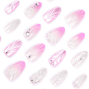 Uñas Postizas Largas de Color Rosa Almendra con Diseño Nuevo, Uñas Artificiales con Decoración de Conchas y Perlas - Product Image 3