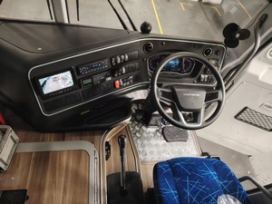 Nouvel Autobus Interurbain à Double Essieu Arrière, Diesel, pour Transport de Passagers, 77 Places, Zk6139D/D14 - Product Image 5
