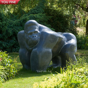 Scultura di Gorilla della statua della scimmia di marmo intagliata a mano degli animali di pietra nera del giardino all'aperto - Product Image 3