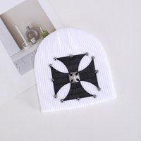 Nouveau bonnet tricoté personnalisé unisexe extensible à enfiler, avec rivets croix en fer et motif crocodile gaufré, 216 couleurs, vente en gros, fournisseur OEM ODM