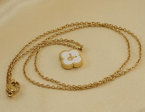 Collier en acier inoxydable en forme de trèfle à quatre feuilles avec lettre capitale et coquillage naturel, étanche, vente chaude pour femmes - Product Image 5