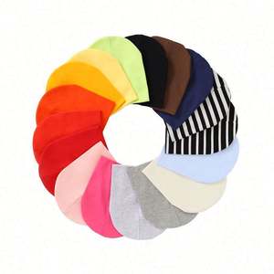 Gorros de Punto Acrílicos 100% Personalizados al por Mayor con Impresión Digital, Diseño a Cuadros/Argyle, Gorro de Pescador para Bebés y Niños - Product Image 1