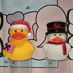 Custom Logo Baby Toys Christmas-Themed Squeeze-Sounding Squishy <b>Bath</b> Floating Toy Plastic Yellow Duck Unisex Wholesale - Product Image 4