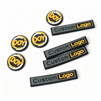 Autocollants personnalisés en PVC souple 3D en relief avec logo et nom, autocollants adhésifs pour chaussures