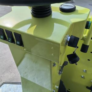 Compacteur vibrant à double tambour de 1 tonne avec moteur Changchai - Moteur hydraulique Danfoss - Product Image 6