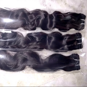 Extension de cheveux humains indiens Remy bruts, double trame, doux et lisses, tissage à la machine, qualité supérieure, très demandée - Product Image 1