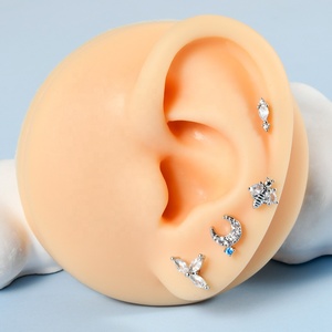 Commercio all'ingrosso 19 stili di moda Jewelry-20G zircone orecchio borchia per la cartilagine orecchio <span class=keywords><strong>lobo</strong></span> del cuore Piercing in acciaio inox feste - Product Image 6