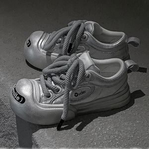 Zapatos <span class=keywords><strong>de</strong></span> mujer <span class=keywords><strong>de</strong></span> lujo <span class=keywords><strong>de</strong></span> diseñador, <span class=keywords><strong>de</strong></span> cuero auténtico, con diseño <span class=keywords><strong>de</strong></span> boca abierta y sonrisa, estilo 'ugly cute', <span class=keywords><strong>de</strong></span> punta ancha, con acabado pulido y efecto desgastado, planos y casuales. - Product Image 4