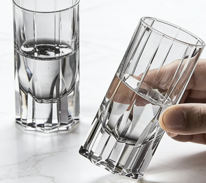 Verre à shot classique gravé en cristal sans plomb de 30 ml, à base épaisse, pour <span class=keywords><strong>Tequila</strong></span> et Whisky, à rayures verticales - Product Image 4